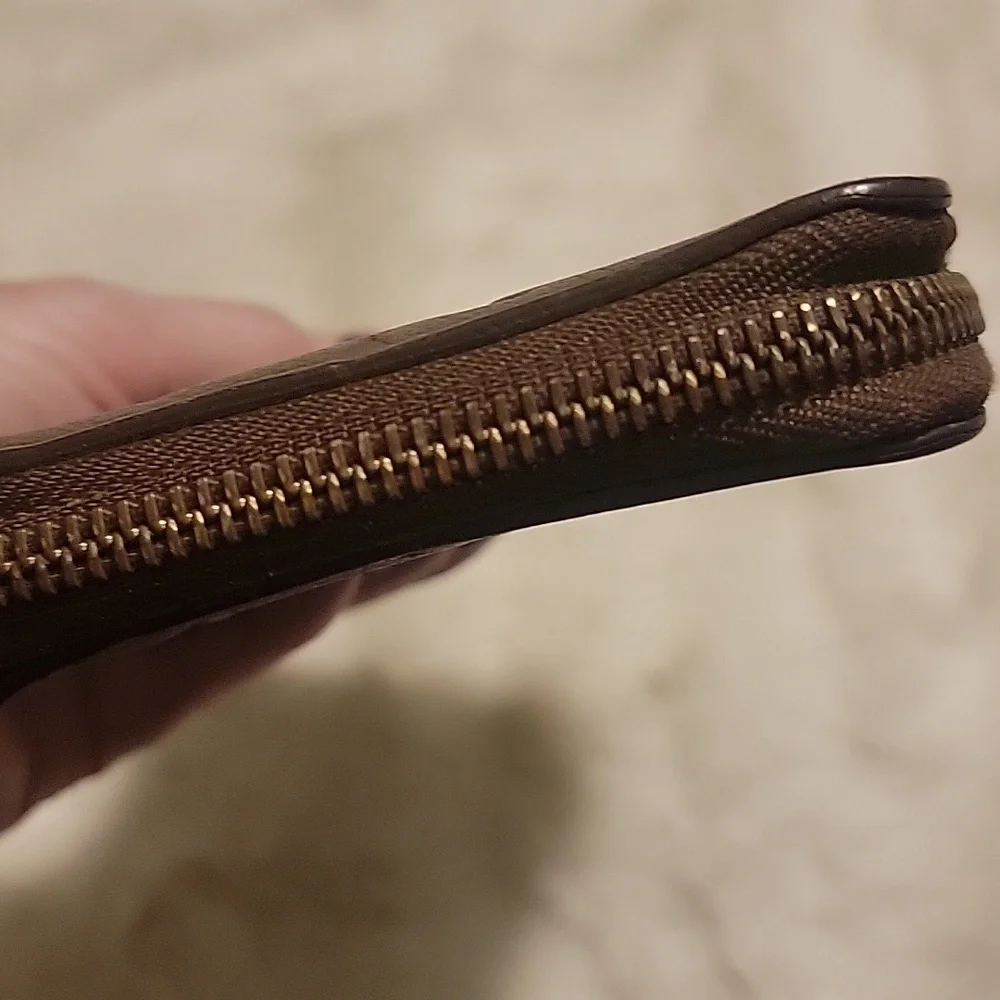Louis Vuitton Brown Monogram Wallet - Picture 6 of 9